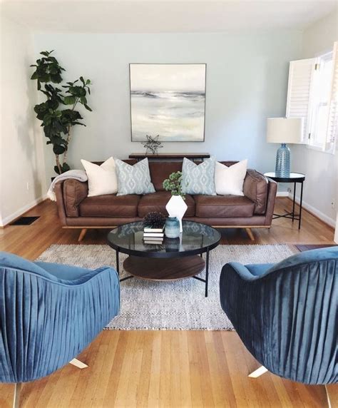 Adding Blue and Brown Accessories