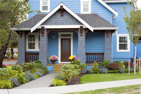 Adding Curb Appeal with Accent Colors