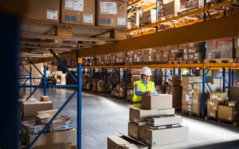 Admin Warehouse Adalah: Apa itu dan Bagaimana Cara Kerjanya?