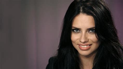 Adriana Lima Desktop