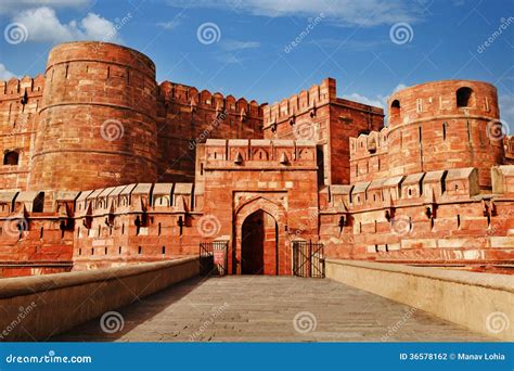 Agra Fort Guiding