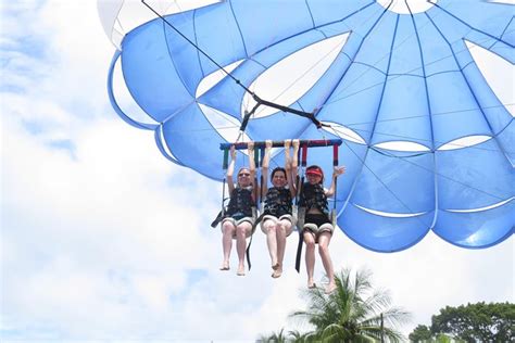 Aguas Azules Parasailing Safety
