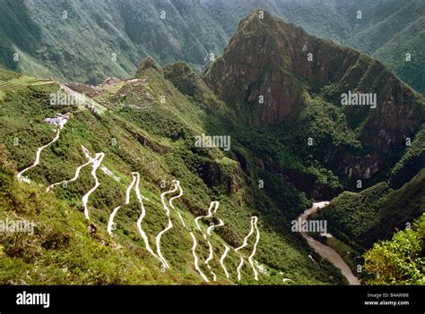 Aguas Calientes road
