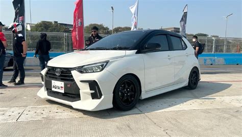 Agya Putih Modif