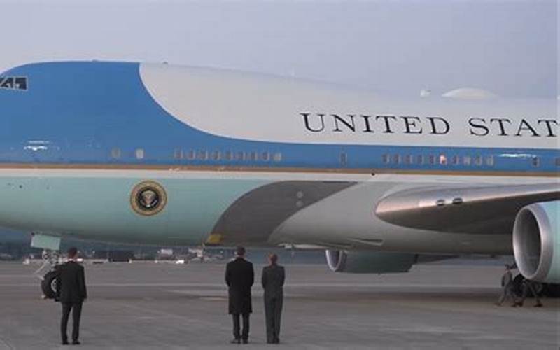 Air Force One Refueling Technical Details