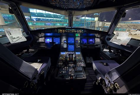 Airbus A318 Cockpit: The Ultimate Guide for Pilots