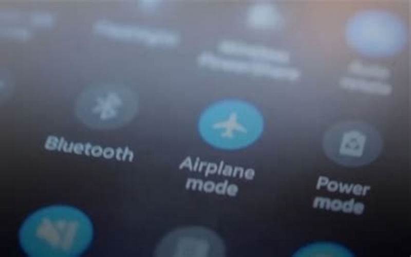 Airplane Mode Dan Koneksi Pesawat