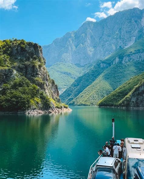 Albania Lake Tour Guide