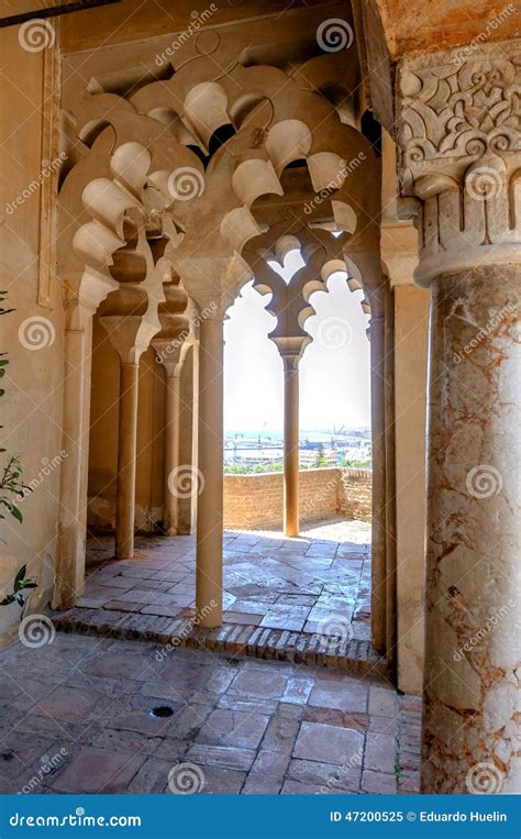 Alcazaba Malaga inside