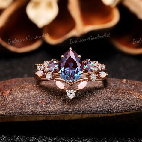 Alexandrite Wedding Ring Set
