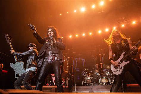 Alice Cooper Chart Performance