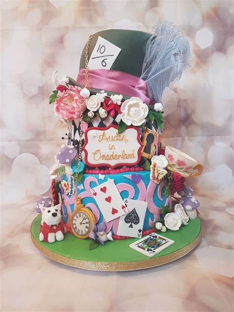 Alice In Wonderland Cake