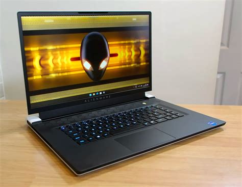 Alienware X17 heat
