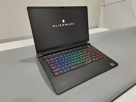 Alienware m15 Ryzen Edition R5 performance