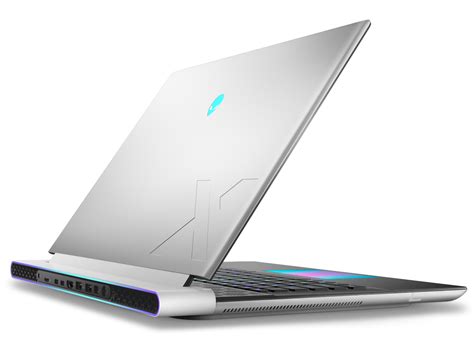 Alienware x16