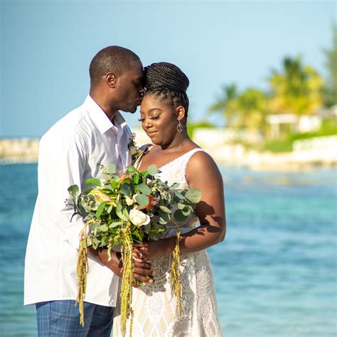 Say 'I Do' Without Breaking the Bank: Unbelievable All-Inclusive Wedding Packages Under $10K!
