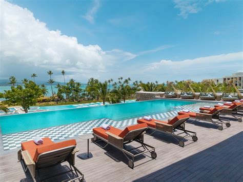 All-inclusive resort pool