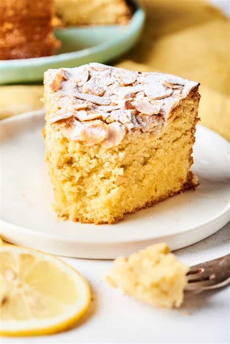 Almond Flour Cake