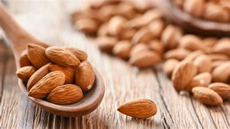 Almonds & Breastfeeding: Boost Milk, Nourish Mom.