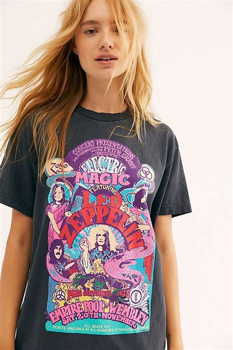 Unleash Your Creativity with Alt Graphic Tees: Find Your Style!