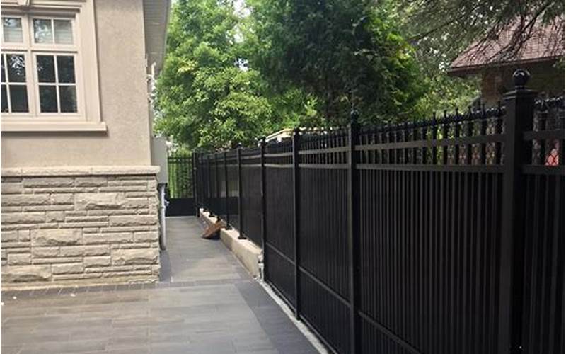Aluminum Fence With Privacy Screen: A Comprehensive Guide