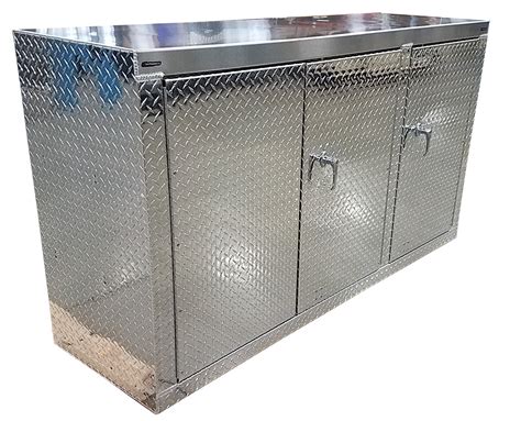 Aluminum Diamond Plate for your Garage Store