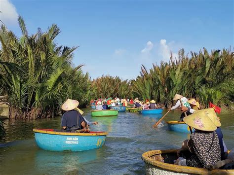 Amazing Basket Boat Ride