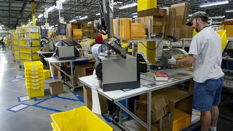 Amazon is paying workers even more