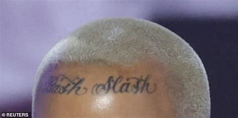 Amber Rose Forehead Tattoo / Https Encrypted Tbn0 Gstatic