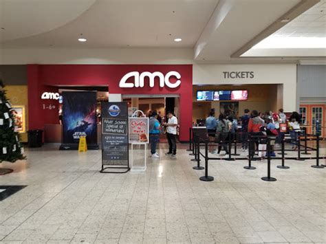 Amc Lake Square 12