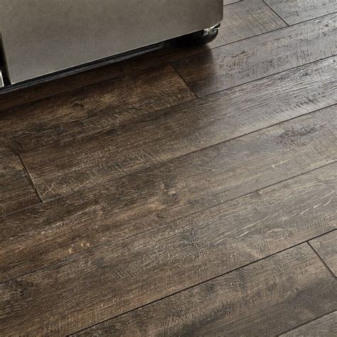 Wood Floors Plus > Water Resistant > Discontinued American Concepts Laminate Naples Harbour Oak