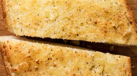 Garlic Perfection: Master the Art of Americas Test Kitchen's Irresistible Garlic Bread Recipe