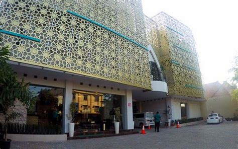 Amira Syariah Hotel Bekasi