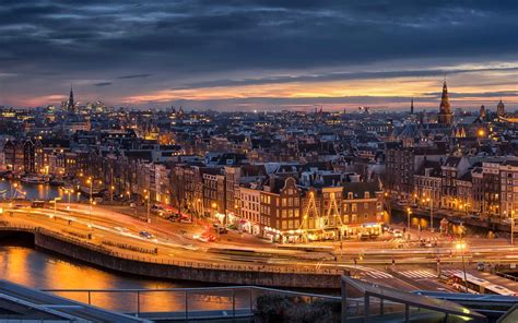 Amsterdam skyline