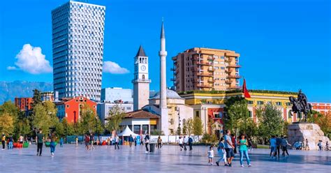 Ana Tour Guide Tirana