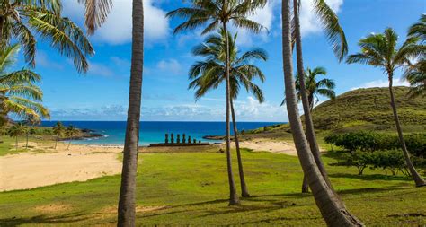 Anakena Beach