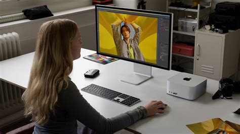 Analysis: the Mac Studio is the focus