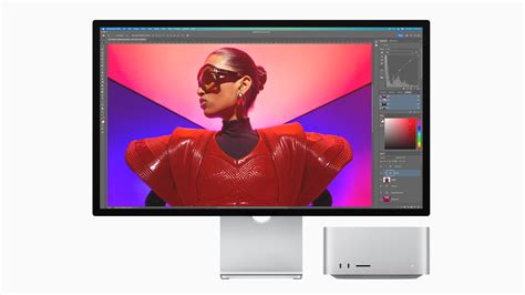 Analysis: the focus is on the Mac Studio