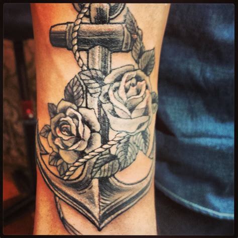 Anchor and rose tattoo Rose tattoo, Tattoos, I tattoo
