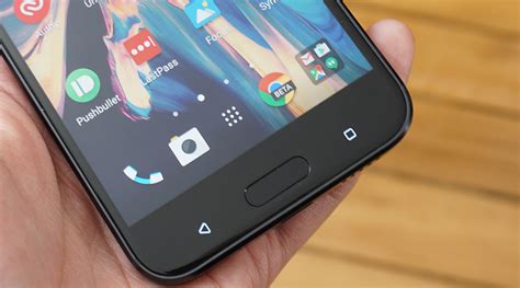 Android 12L comes pre-installed, while a side-facing fingerprint scanner is also included