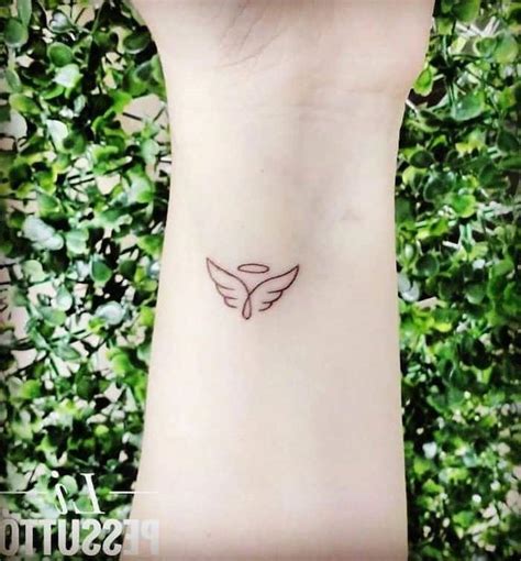 10 Inventive Wings Tattoos And Designs For Women Flawssy