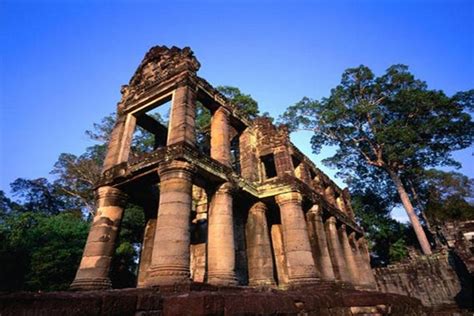 Angkor Grand Circle