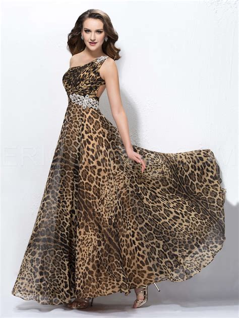 Unleash Your Fierce Style with Animal Print Formal Dresses – Browse Now!