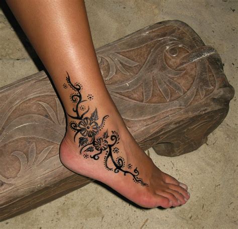 40 And Stunning Ankle Floral Tattoo Ideas For