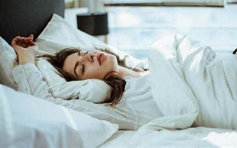 Apakah Tidur Larut Malam Menyebabkan Jerawat?