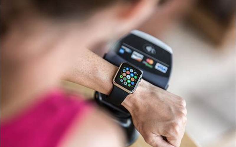 Apple Watch With Apple Pay