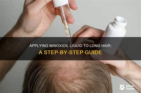 Applying Liquid Minoxidil