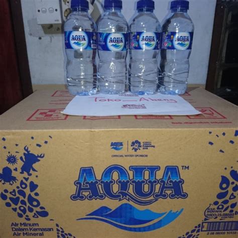 Aqua Gelas 200 ml di Sekolah