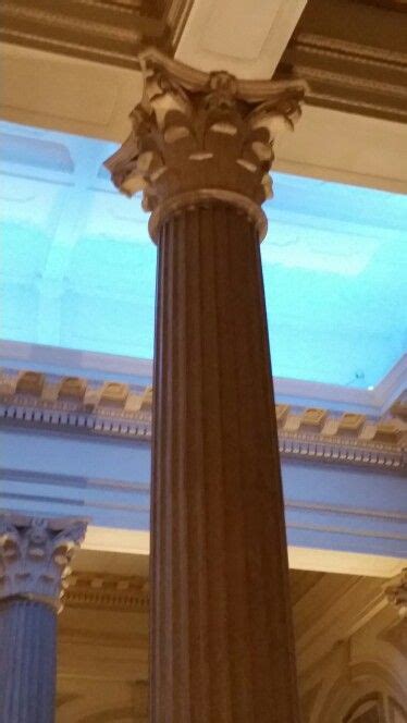 Architectural venue columns
