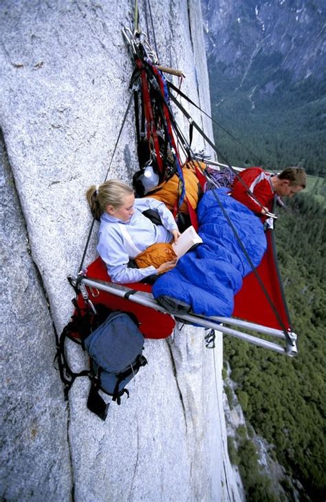 Are There Any Disadvantages of Hanging a Tent on a Clidd?
